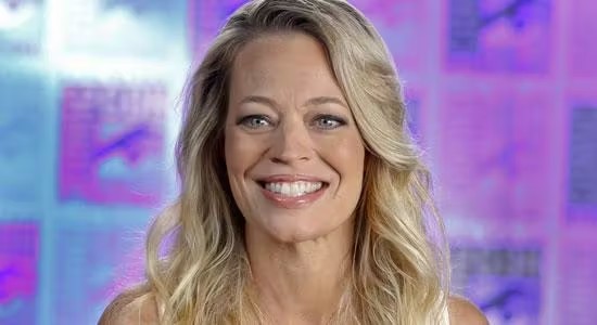 7 Awesome Facts You Must Know About Jeri Ryan