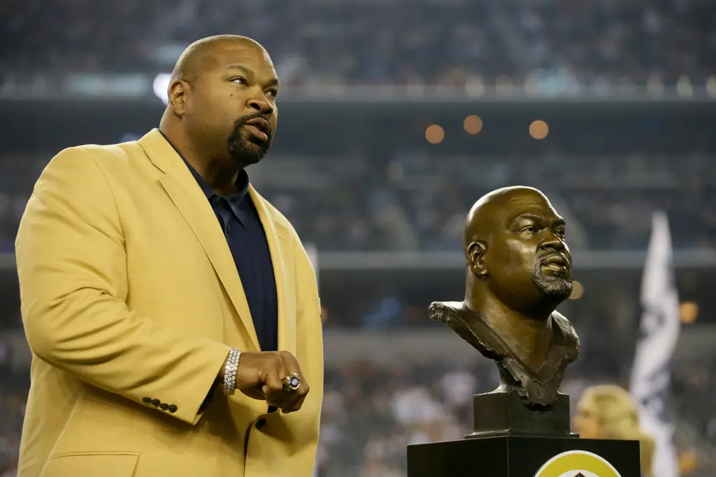 “A Nightmare I Can’t Wake Up From”: Larry Allen’s Daughter Devastated By Cowboys Legend’s Sudden Passing