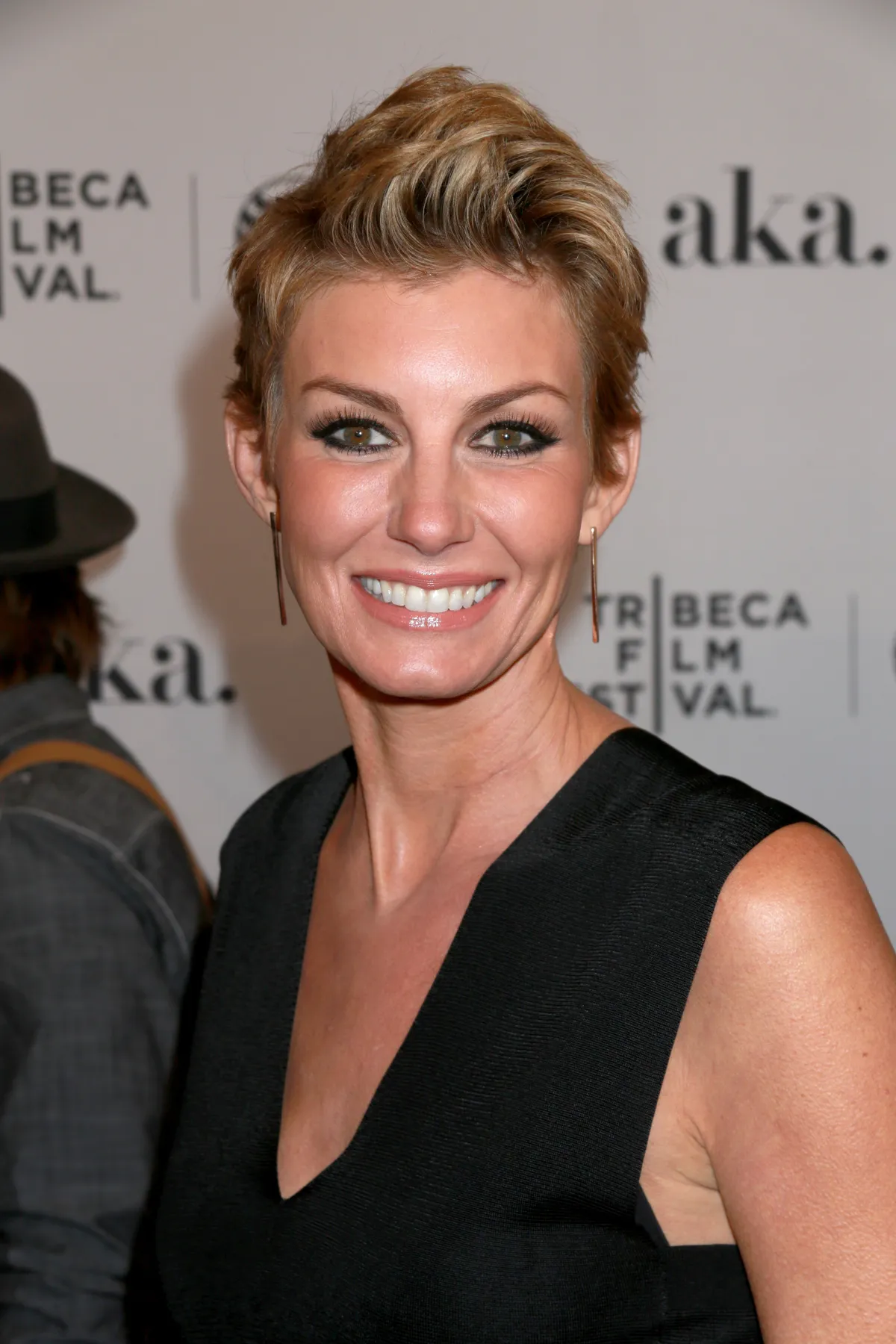 Did Faith Hill Get Plastic Surgery? 15 Photos Of The Singer Aging As Gracefully As Wine