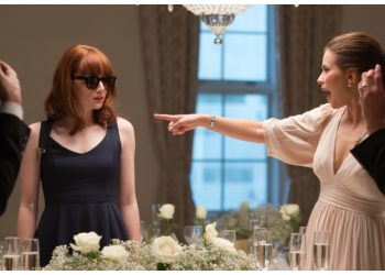 A Redditor’s Wedding Drama: Was She Wrong for Rocking Sunglasses at Her Sister’s Big Day?