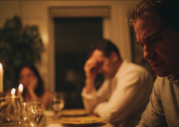 Woman Tears Up Over Cruel “Joke” Of Sister’s Boyfriend About Her Cancer—Husband Refuses To Let It Slide Woman Tears Up Over Cruel “Joke” Of Sister’s Boyfriend About Her Cancer—Husband Refuses To Let It Slide