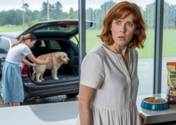 Woman Cancels $60K College Fund For Niece After She Tried To Steal Her Dog Woman Cancels $60K College Fund For Niece After She Tried To Steal Her Dog