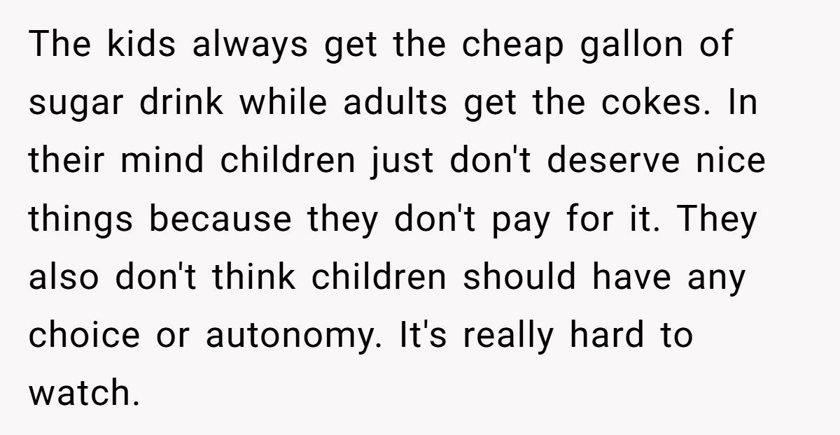 Mom Swaps Hot Dog For Burger At BBQ So Her Son Can Eat—Host Says She’s Banned From Future Parties Generated by Aubtu.biz