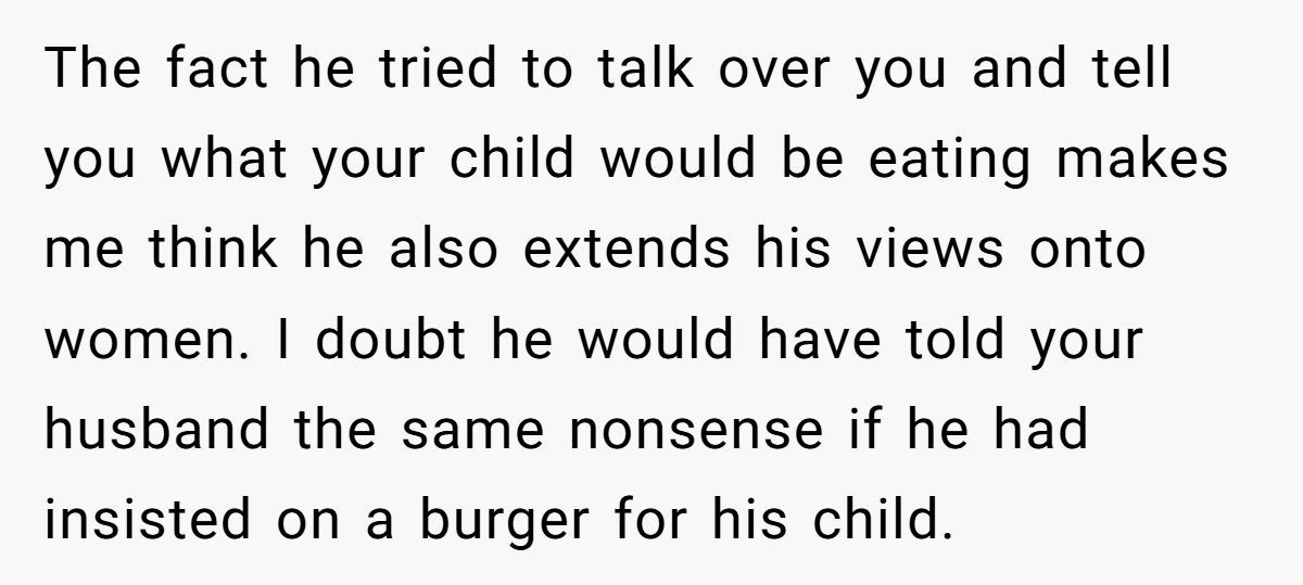 Mom Swaps Hot Dog For Burger At BBQ So Her Son Can Eat—Host Says She’s Banned From Future Parties Generated by Aubtu.biz