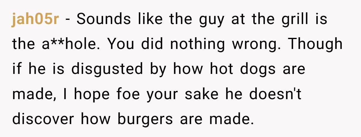 Mom Swaps Hot Dog For Burger At BBQ So Her Son Can Eat—Host Says She’s Banned From Future Parties Generated by Aubtu.biz