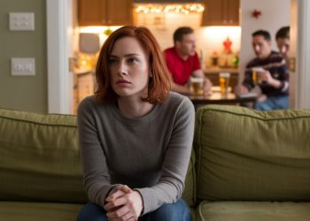 Woman Asks If She Was Wrong For Refusing To Join “Kitchen Duty” With The Ladies At Boyfriend’s Family Thanksgiving Woman Asks If She Was Wrong For Refusing To Join “Kitchen Duty” With The Ladies At Boyfriend’s Family Thanksgiving