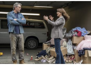 A Woman Wanted Her Husband to Help Hide Her Friend’s Stolen Clothes—He Refused