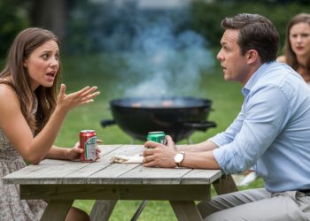 Brother Reveals Sister’s Nursing Degree Was A Lie—Now She’s Furious Her Boyfriend Knows The Truth