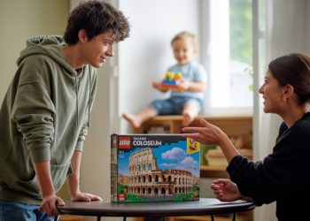 Aunt Wonders If She’d Be The Jerk For Buying Nephew Lego After Parents Returned His Original One