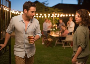 Man Ghosts Every Party Without Saying Goodbye—Now Friends Say He’s The Rude One