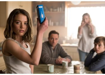 Teen Refuses to Hide Tampons From Dad and Brother, Family Calls Her “Shameful”