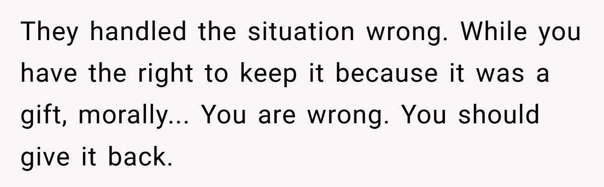 Ring Of Remembrance: Was Keeping Late Fiancé’s Heirloom A Heartfelt Stand Or A Family Feud Fumble?
