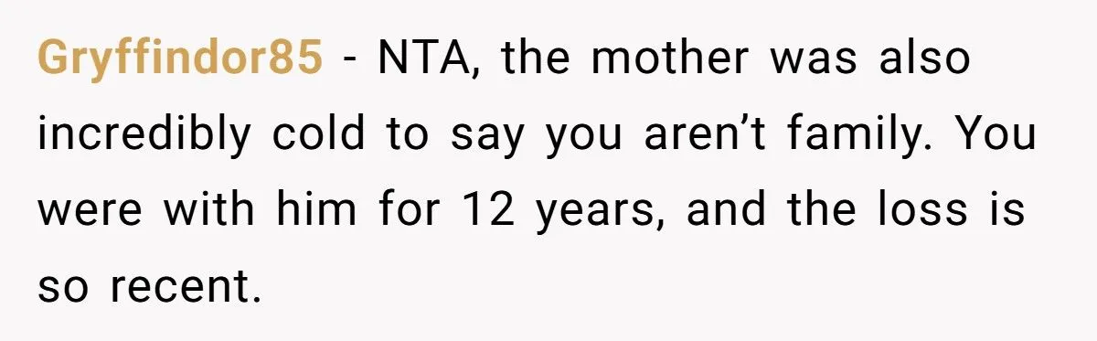 Ring Of Remembrance: Was Keeping Late Fiancé’s Heirloom A Heartfelt Stand Or A Family Feud Fumble?