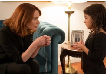 A Bride Accuses Half Sister of ‘Gatekeeping Late Mom’s Love’ Over Necklace A Bride Accuses Half Sister of ‘Gatekeeping Late Mom’s Love’ Over Necklace