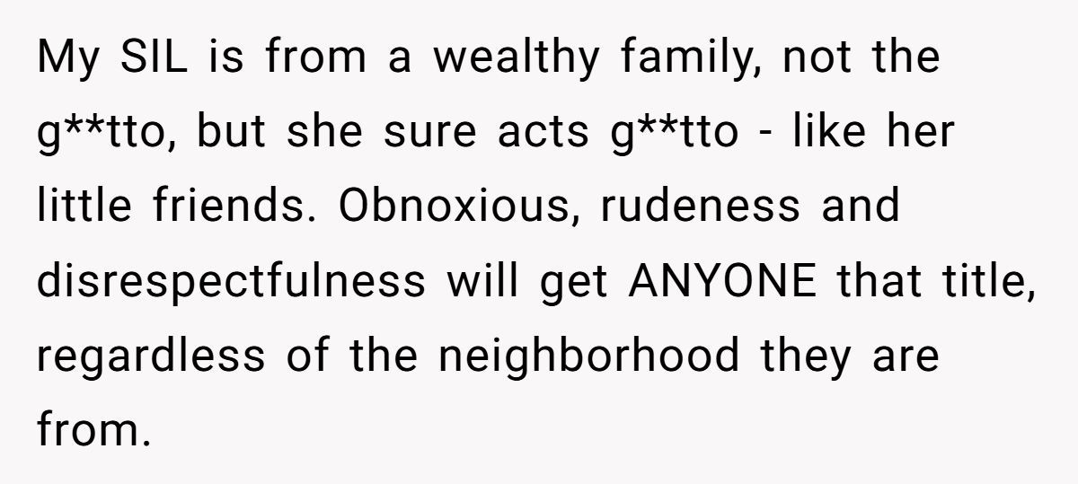 Mom Faces Backlash After Pulling Daughter From Soccer Camp And Cutting Off Daughter’s Friends Over “Trashy” Behavior Generated by Aubtu.biz