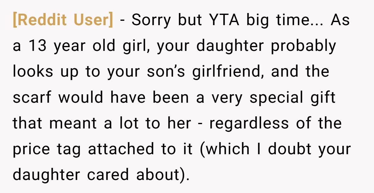 Woman Forces Daughter To Return Designer Scarf From Brother’s Girlfriend, Family Turns Against Her Generated by Aubtu.biz