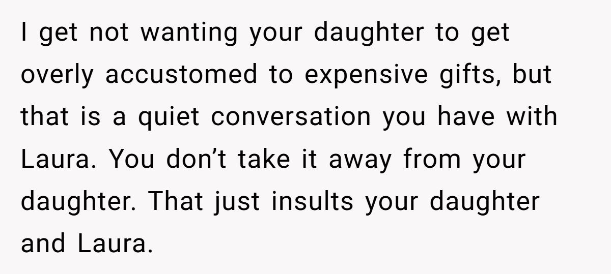 Woman Forces Daughter To Return Designer Scarf From Brother’s Girlfriend, Family Turns Against Her Generated by Aubtu.biz