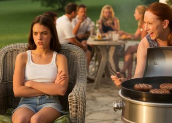 Teen Refuses To Respond To Stepmom Who Keeps Calling Her By The Wrong Name—Now She’s Being Called A Brat Teen Refuses To Respond To Stepmom Who Keeps Calling Her By The Wrong Name—Now She’s Being Called A Brat