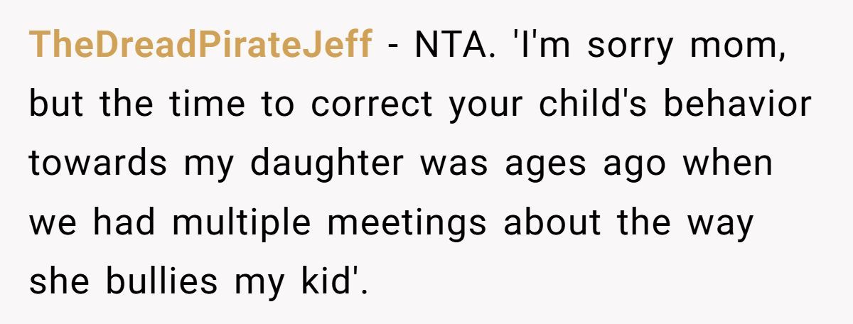 Mother Refuses To Invite Daughter’s Unkind Classmate To Party, Faces Accusations Of Acting The Same Way Generated by Aubtu.biz