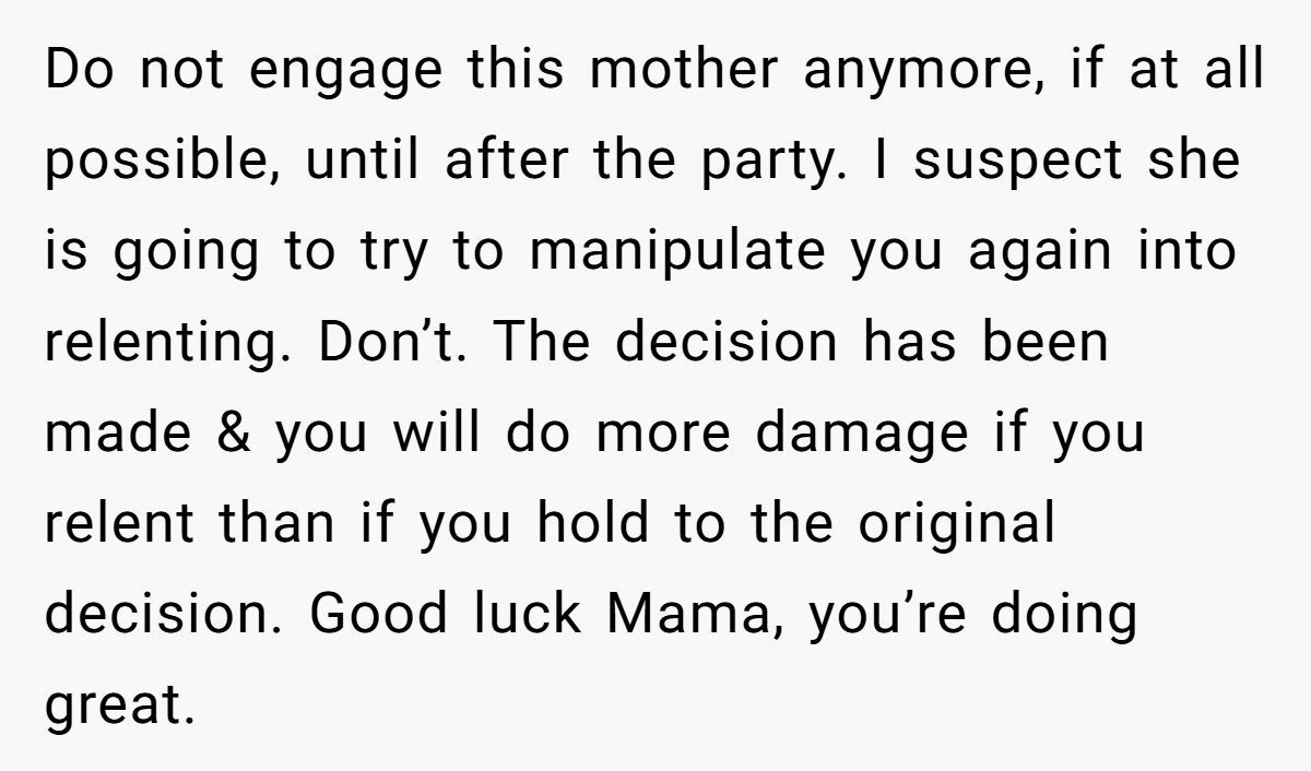 Mother Refuses To Invite Daughter’s Unkind Classmate To Party, Faces Accusations Of Acting The Same Way Generated by Aubtu.biz