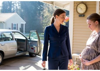 Neighbor Denies Pregnant Woman Ride to Larger Hospital, Chooses Convenience Instead Neighbor Denies Pregnant Woman Ride to Larger Hospital, Chooses Convenience Instead