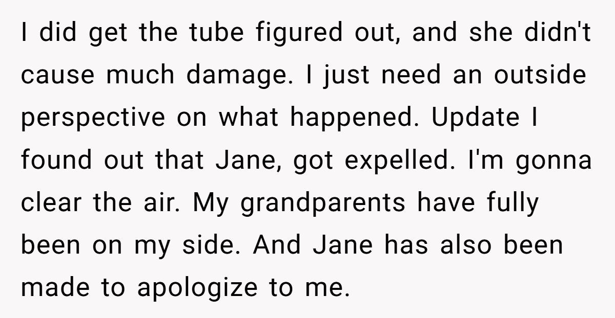 Teen Girl Snaps After Bully Pulls Feeding Tube, Guess Who Ended Up In The Hospital? Generated by Aubtu.biz