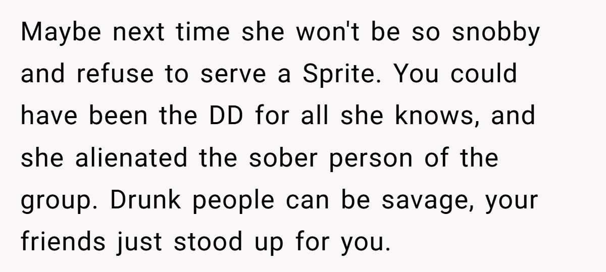 Friends Leave $0 Tip On $300 Bill After Waitress Refuses To Serve One Of Them, Was It Too Harsh? Generated by Aubtu.biz