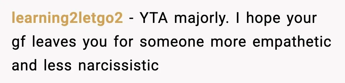 Guy Rages At Girlfriend For “Ruining” His Fancy White Dress Gift With Her Period Generated by Aubtu.biz