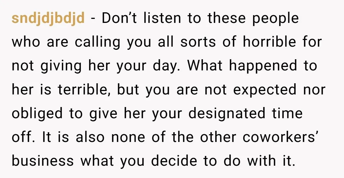 Student Refuses To Give Up Mother’s Day Off For Coworker Who Lost Her Son, Colleagues Call Her Cruel Generated by Aubtu.biz