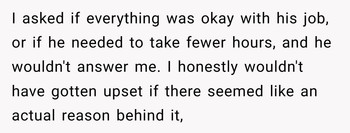 Man Making Three Times More Calls His Fiancée A Gold Digger When She Won’t Go 50/50 Generated by Aubtu.biz
