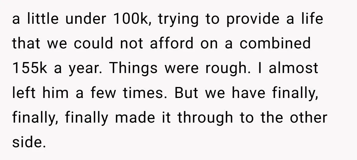 Man Making Three Times More Calls His Fiancée A Gold Digger When She Won’t Go 50/50 Generated by Aubtu.biz