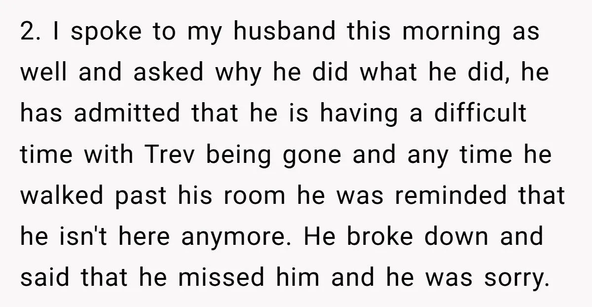 Mom Installs Padlock On Soldier Son’s Room After Husband And Other Son Try To Loot His Belongings Generated by Aubtu.biz