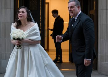 Bride Demands Mom Dye Her Hair And Bans Brother’s Partner From Wedding Over Tattoos, Then Plays The Victim