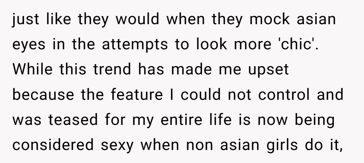 Woman Sends Savage DM To Former Bully After Seeing Her Copy The Racist Gesture She Once Used Generated by Aubtu.biz