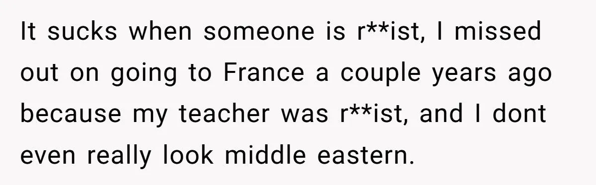 Woman Sends Savage DM To Former Bully After Seeing Her Copy The Racist Gesture She Once Used Generated by Aubtu.biz