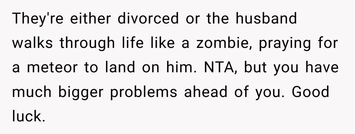 Fiancé Refuses To Re-Propose After She Lost The Engagement Ring, Is He Being Reasonable?