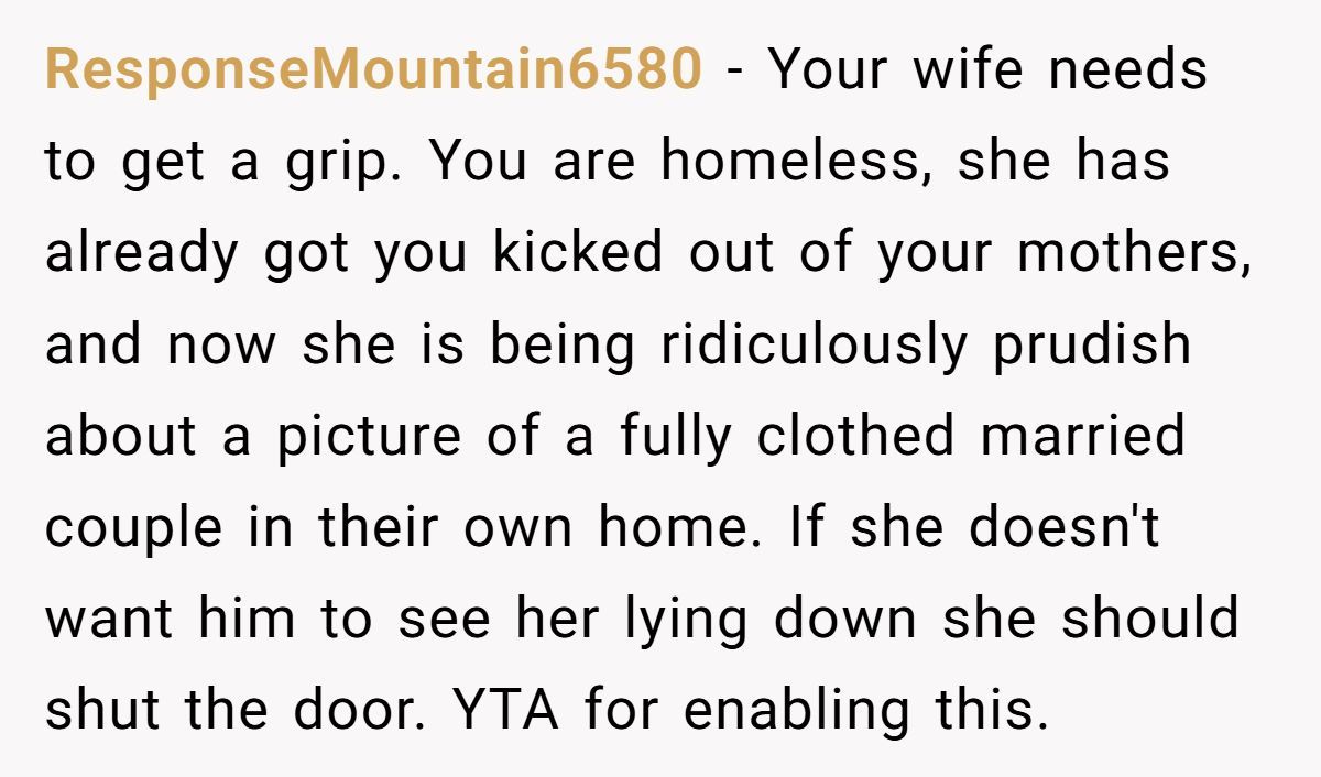 Guest Demands Friend Remove Wedding Photo Because His Wife Found It “Too Intimate” Generated by Aubtu.biz