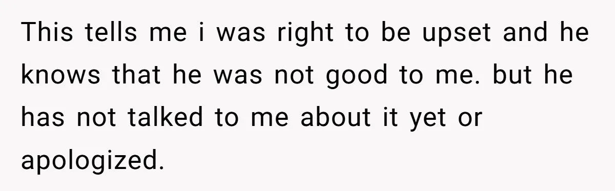 Her Husband Refused to Grab a Napkin While She Struggled With Their Baby - Now She’s Questioning Everything