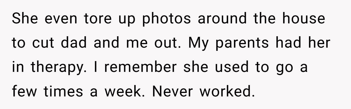 Groom Blocks Mom From Using Wedding to Force Reunion With Hateful Sister Generated by Aubtu.biz