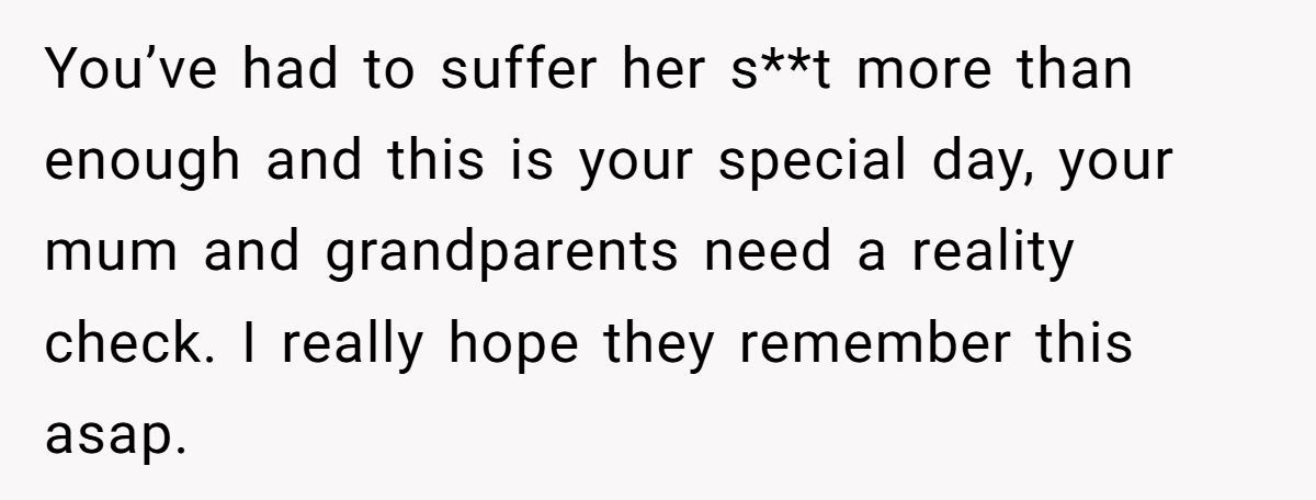 Groom Blocks Mom From Using Wedding to Force Reunion With Hateful Sister Generated by Aubtu.biz