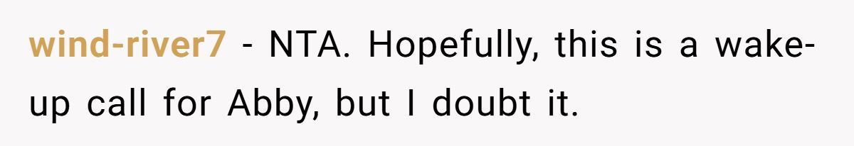 Family Feud: Redditor Calls Out SIL’s Hypocrisy Over Mom’s Invite Generated by Aubtu.biz