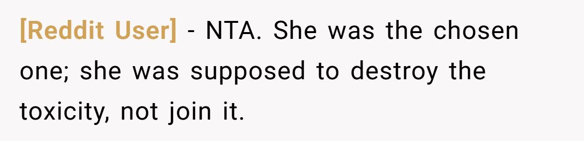 Family Feud: Redditor Calls Out SIL’s Hypocrisy Over Mom’s Invite Generated by Aubtu.biz