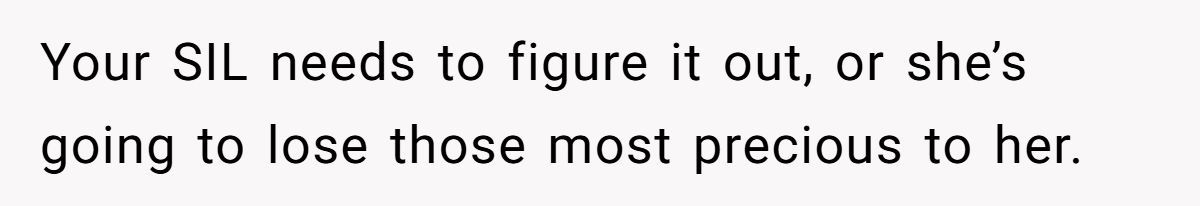 Family Feud: Redditor Calls Out SIL’s Hypocrisy Over Mom’s Invite Generated by Aubtu.biz