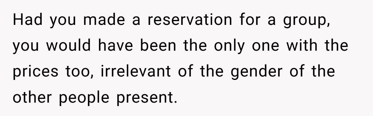 Menu Misstep: Redditor Faces Girlfriend’s Fury Over French Restaurant Tradition Generated by Aubtu.biz