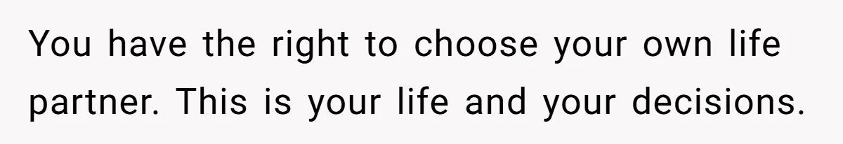 A Redditor’s Rebellion Against Tradition Sparks Family Fireworks Generated by Aubtu.biz