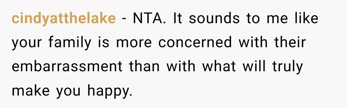 A Redditor’s Rebellion Against Tradition Sparks Family Fireworks Generated by Aubtu.biz