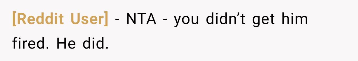 She Told a Restaurant About a Delivery Driver Who Wouldn’t Stop Texting Her - Now He’s Fired. Generated by Aubtu.biz