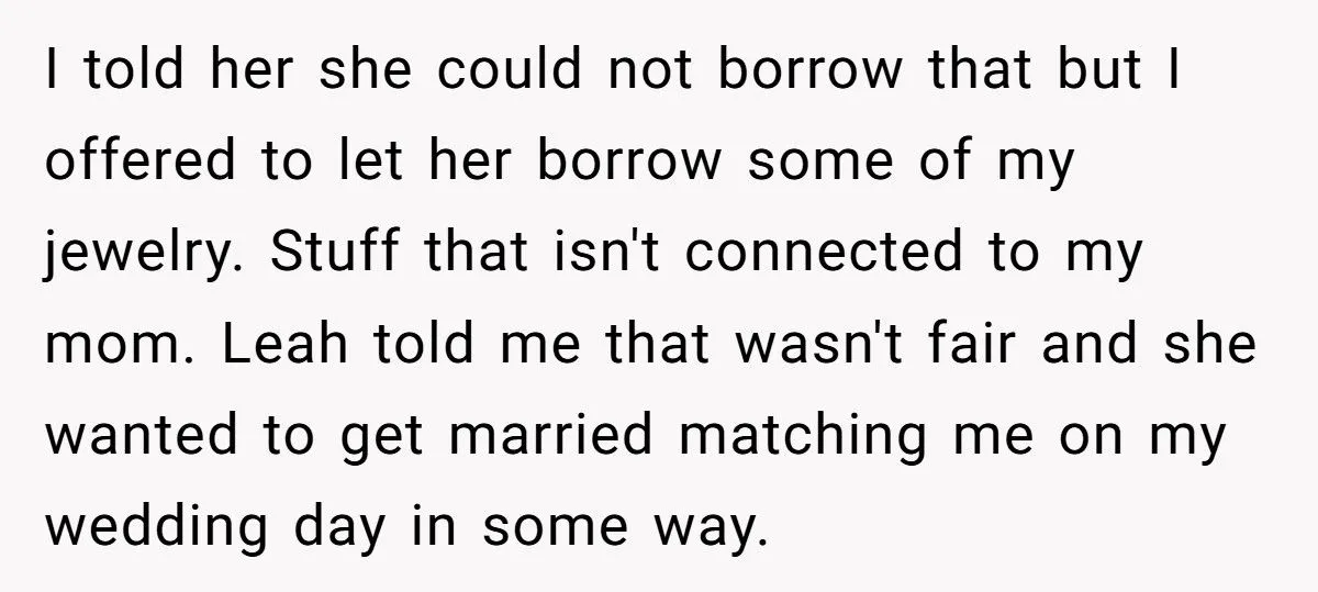 A Bride Accuses Half Sister of ‘Gatekeeping Late Mom’s Love’ Over Necklace