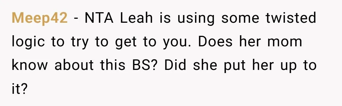 A Bride Accuses Half Sister of ‘Gatekeeping Late Mom’s Love’ Over Necklace