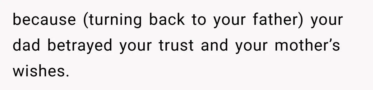 A Bride Accuses Half Sister of ‘Gatekeeping Late Mom’s Love’ Over Necklace